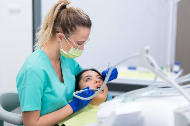 Best Weekend Emergency Dental Services in El Cenizo, TX